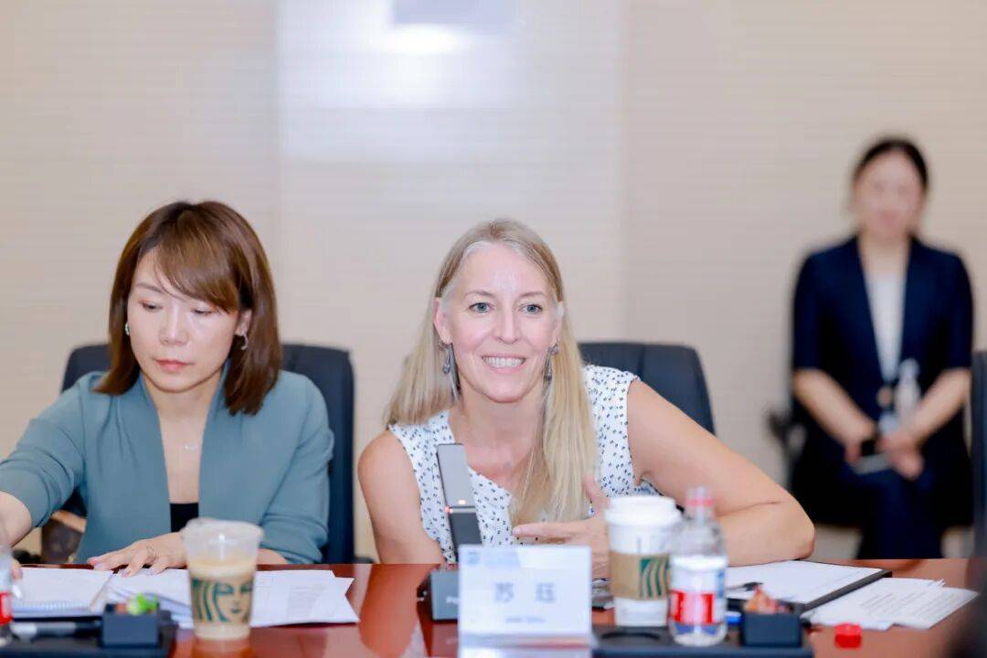 “国际”新闻 | 2025首都国际医学大会国际嘉宾参访北京大学国际医院 共绘全球医学协作新蓝图