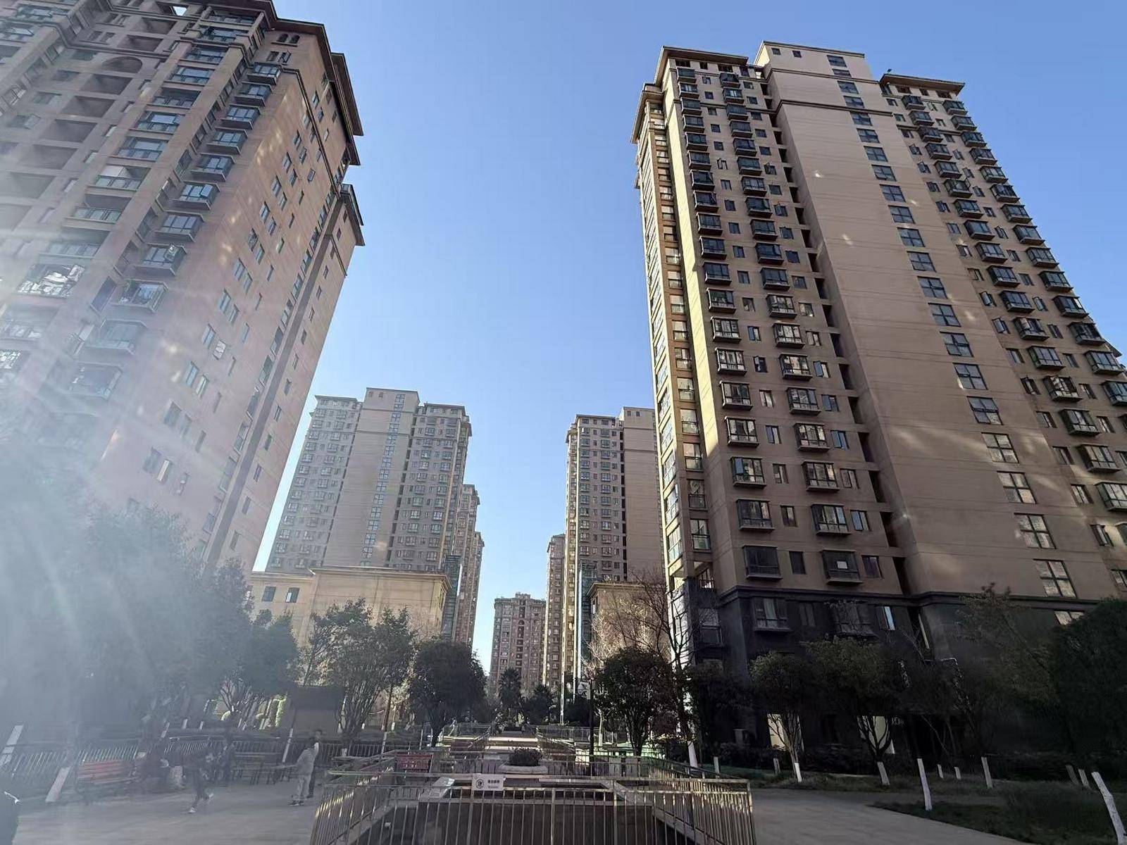 开屏跑腿|公共维修基金缺位,昆明一小区业主自筹资金解决电梯困境