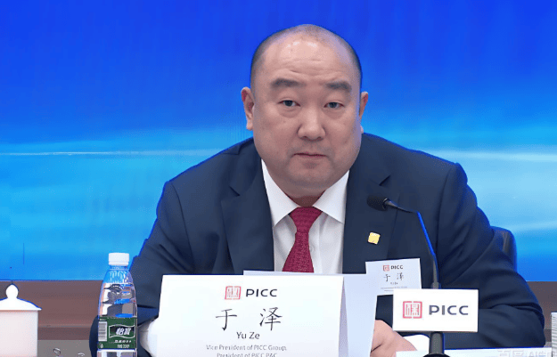 73岁黎晓宏落马,中共中央批准:开除三虎党籍!齐扎拉贪腐1.58亿判无期